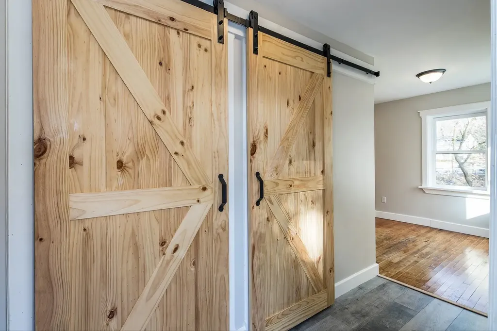 3277 Us Route 7 Pittsford VT 05763