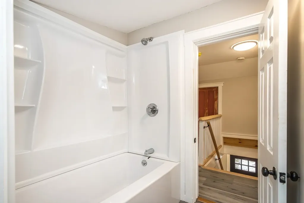 3277 Us Route 7 Pittsford VT 05763