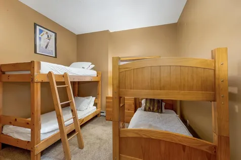 72 Cranmore Woods Lane Conway NH 03818