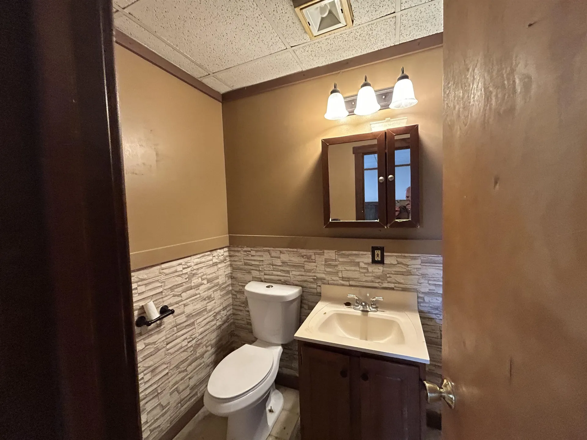 2137 Route 30 N Castleton VT 05735