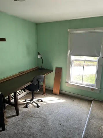 12 Central Street Derry NH 03038