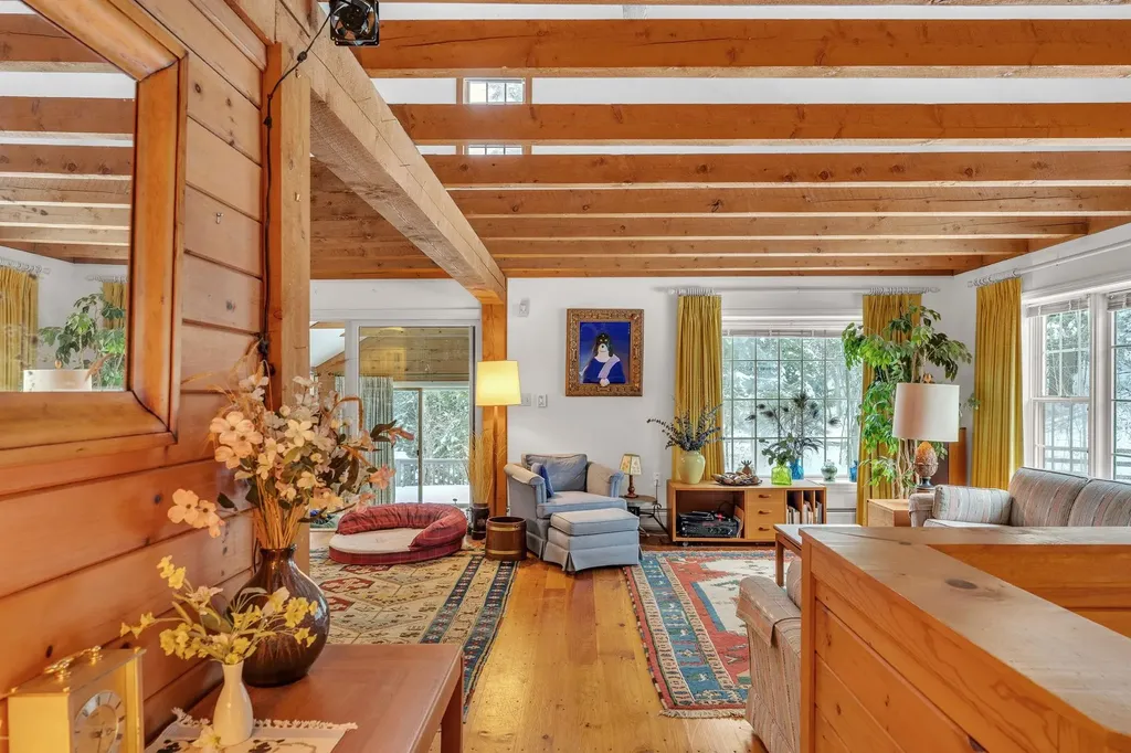 3914 South Road Woodstock VT 05071