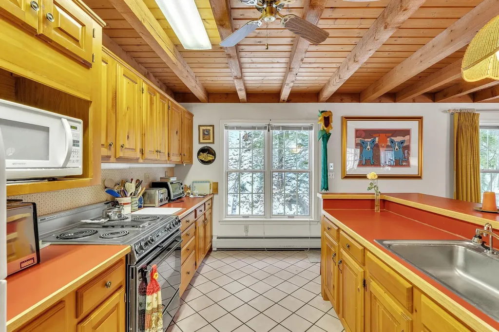 3914 South Road Woodstock VT 05071