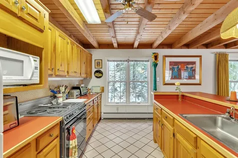 3914 South Road Woodstock VT 05071