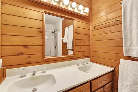 3914 South Road Woodstock VT 05071