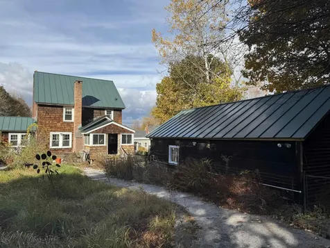 22 Bible Hill Road Claremont NH 03743