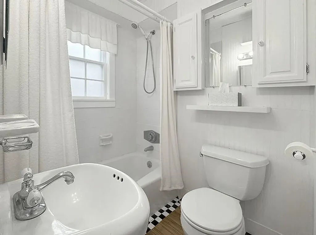 7 Newman Street Keene NH 03431