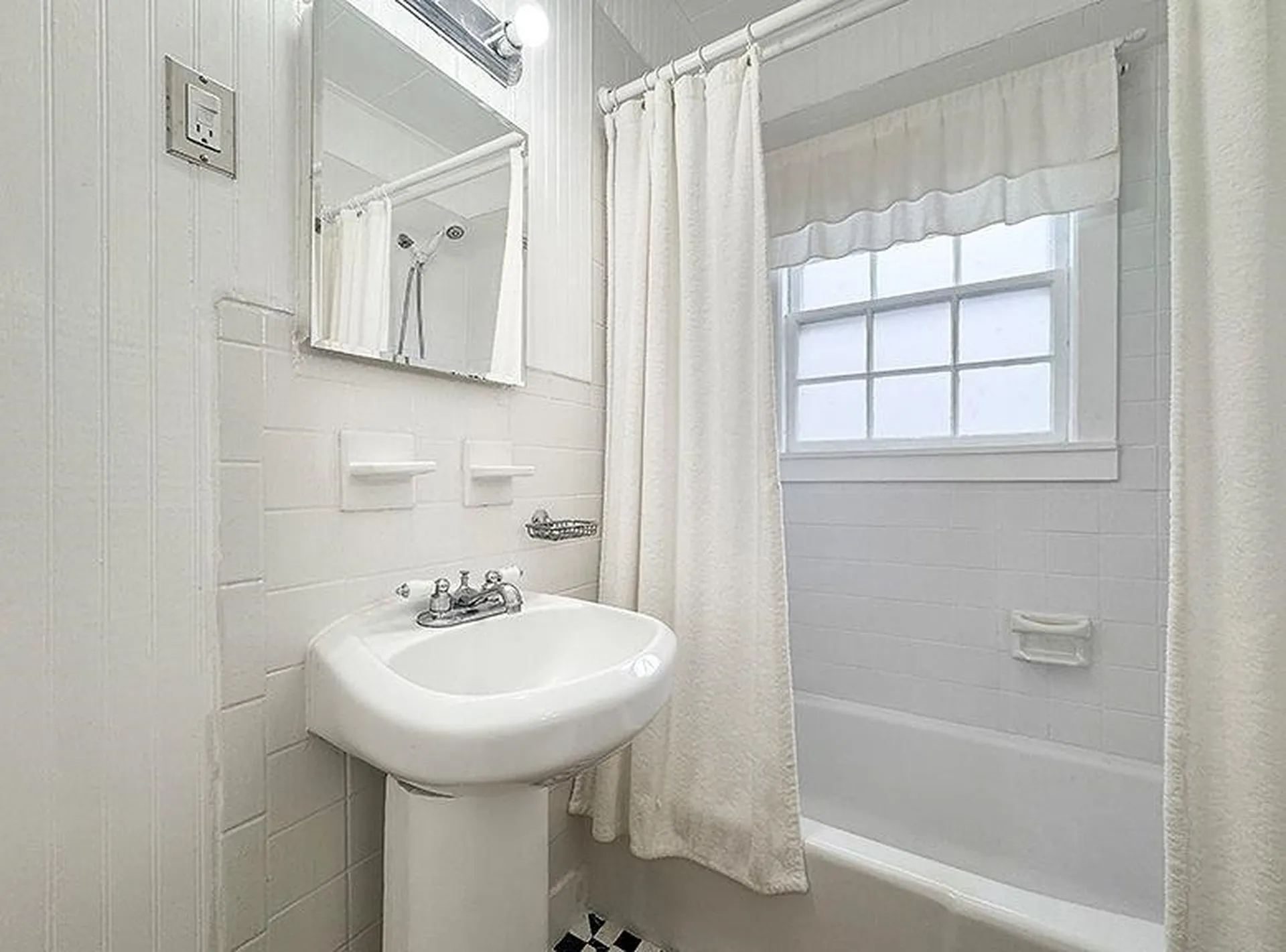 7 Newman Street Keene NH 03431