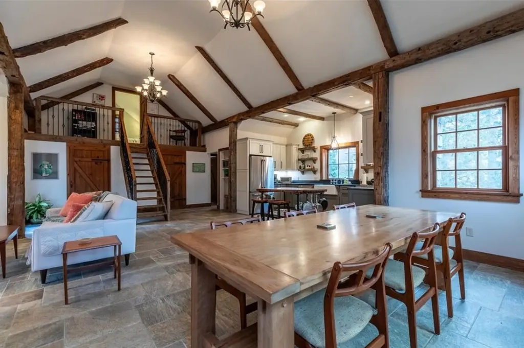 2418 Vermont Route 11 Londonderry VT 05148