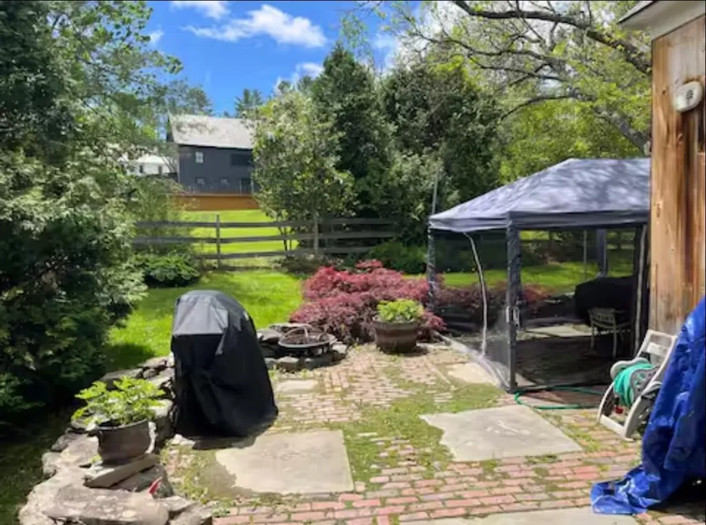 2418 Vermont Route 11 Londonderry VT 05148