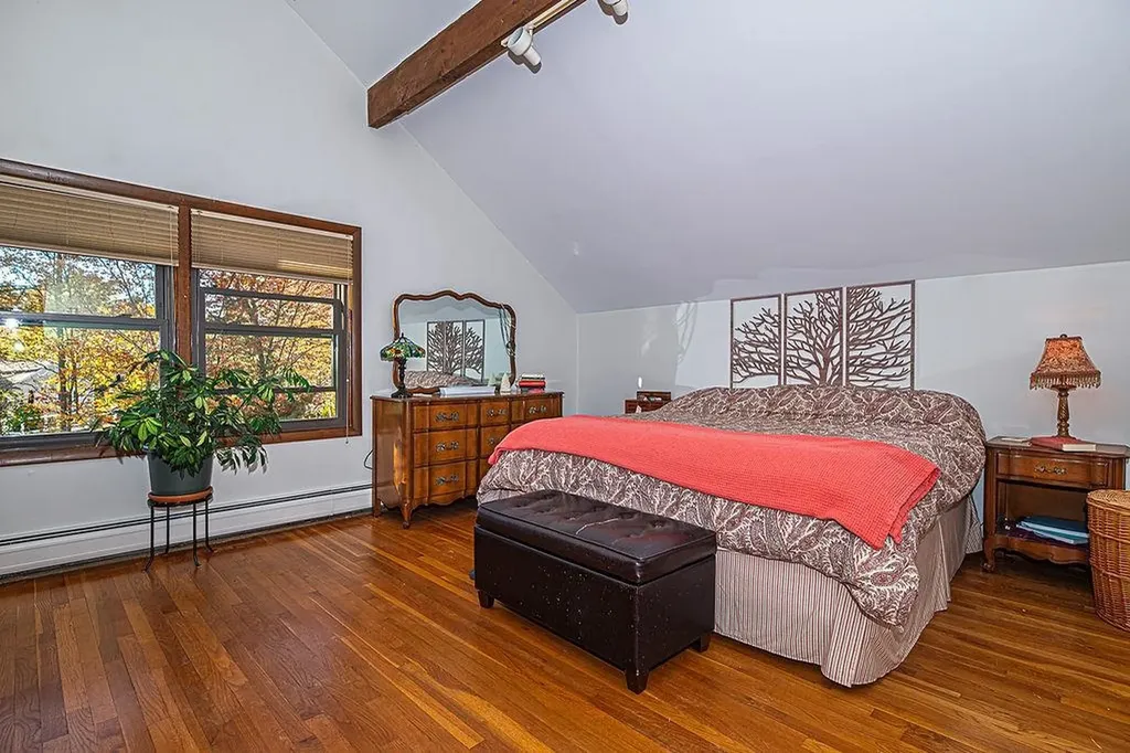 31 Pinewood Drive Stratham NH 03885