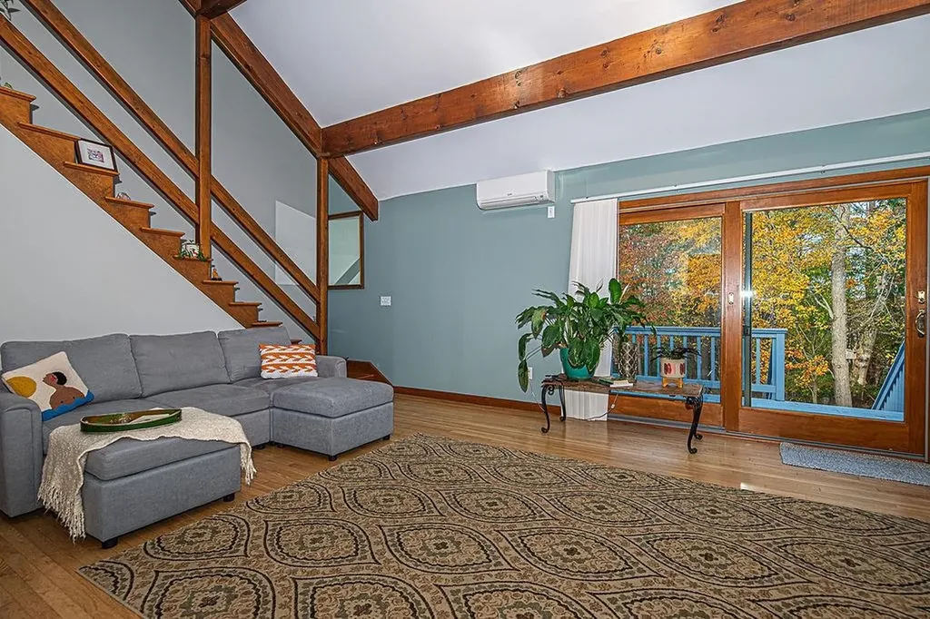 31 Pinewood Drive Stratham NH 03885