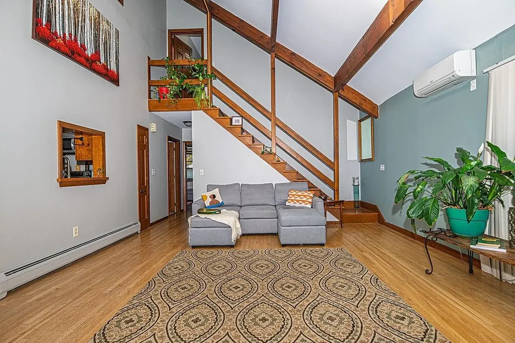 31 Pinewood Drive Stratham NH 03885