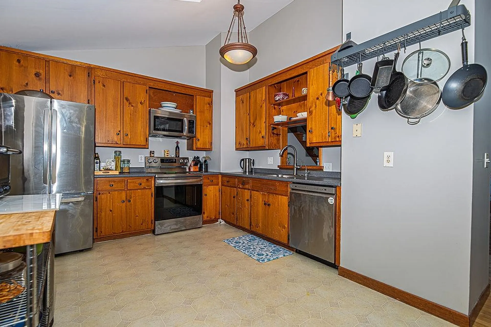 31 Pinewood Drive Stratham NH 03885