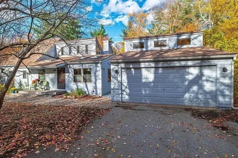 31 Pinewood Drive Stratham NH 03885