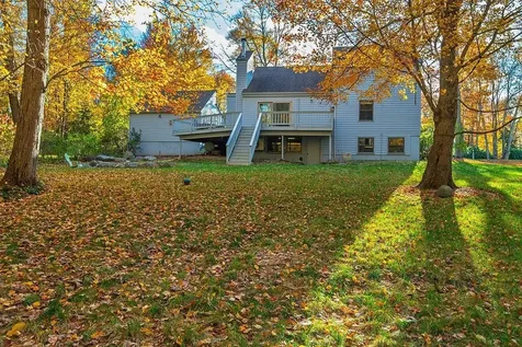 31 Pinewood Drive Stratham NH 03885