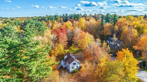 31 Pinewood Drive Stratham NH 03885