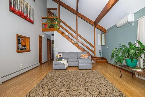 31 Pinewood Drive Stratham NH 03885