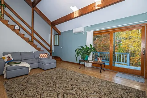 31 Pinewood Drive Stratham NH 03885