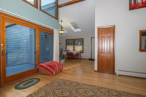 31 Pinewood Drive Stratham NH 03885