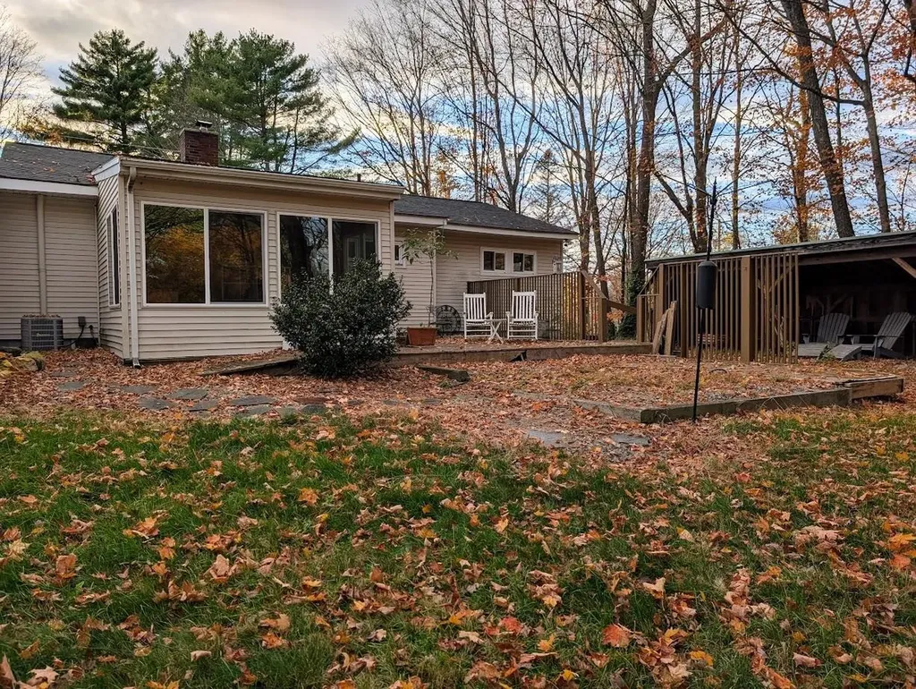 223 Maple Street Hopkinton NH 03229