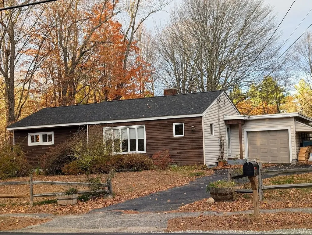 223 Maple Street Hopkinton NH 03229