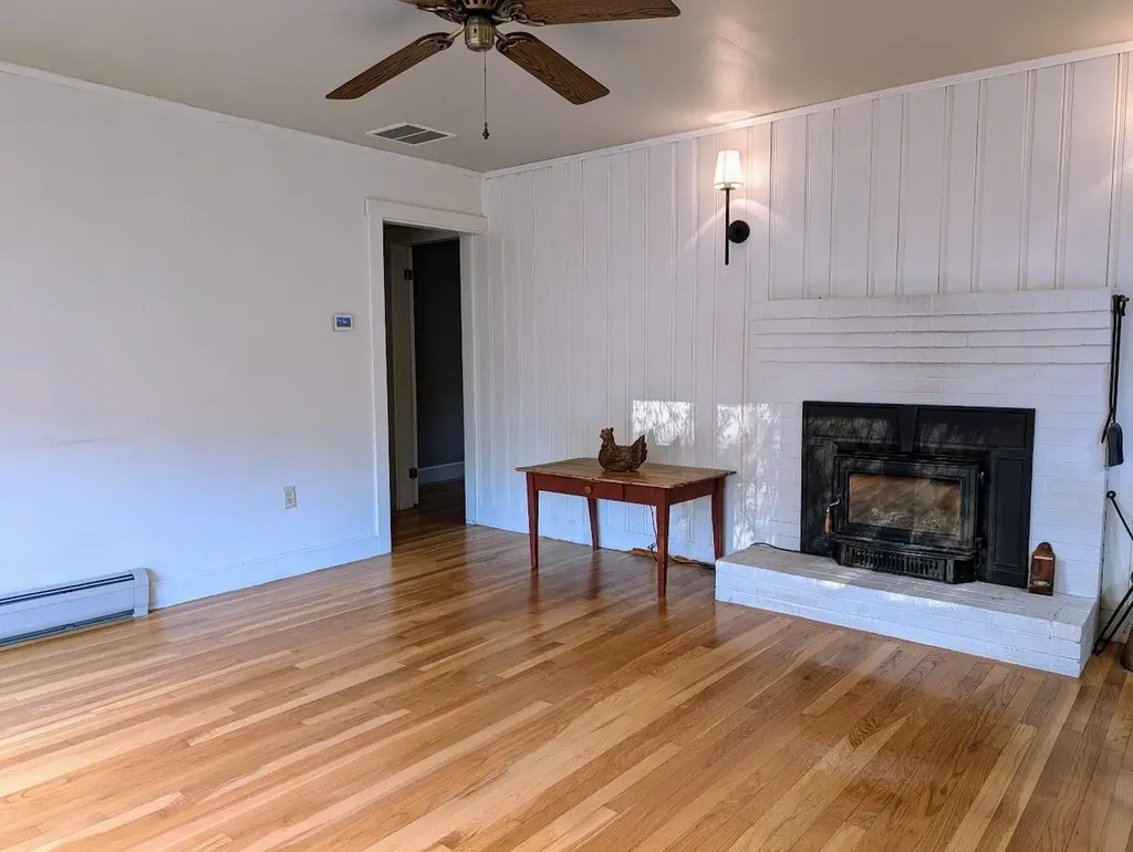 223 Maple Street Hopkinton NH 03229