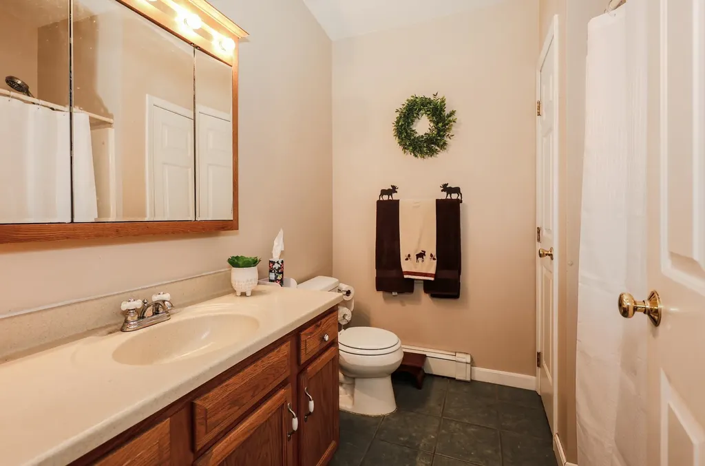 199 Raymond Road Deerfield NH 03037