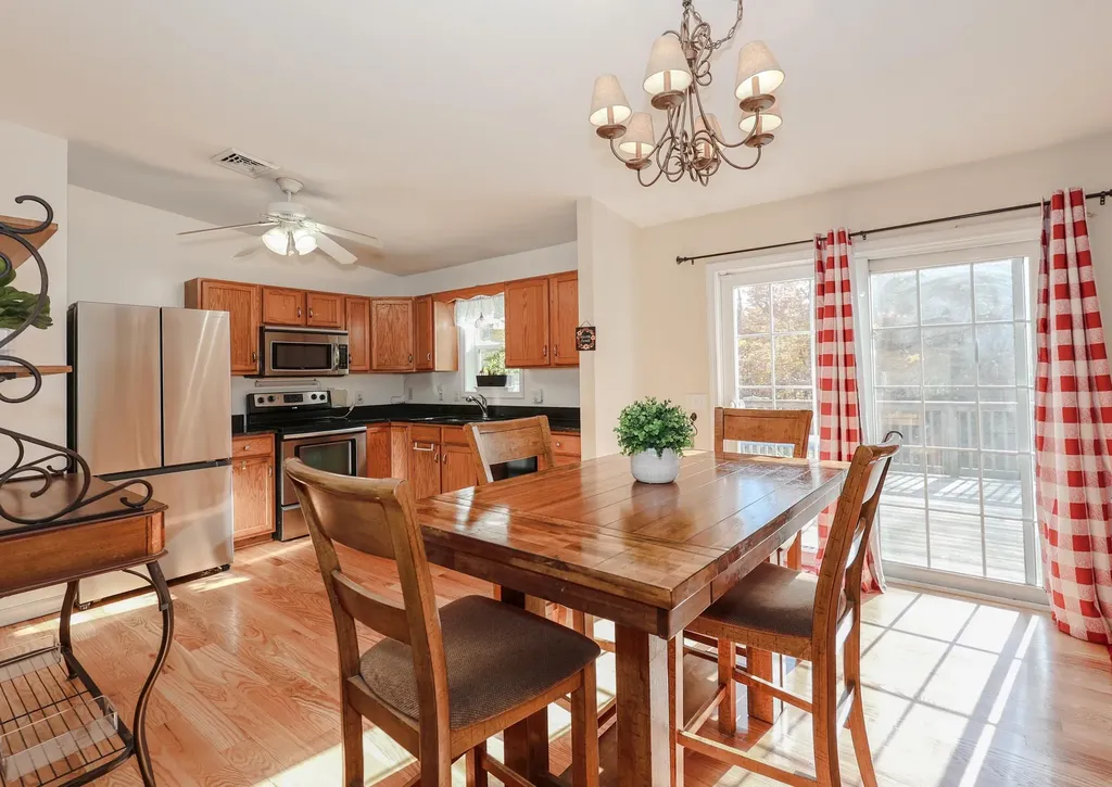 199 Raymond Road Deerfield NH 03037