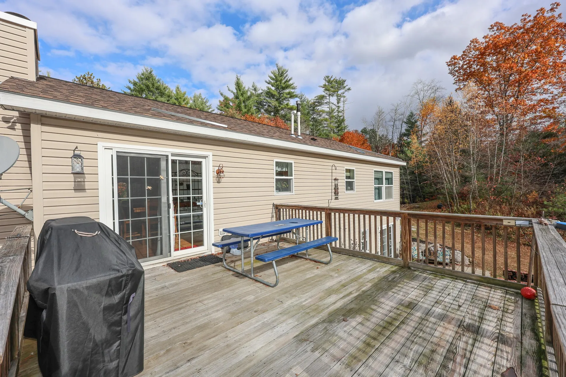 199 Raymond Road Deerfield NH 03037