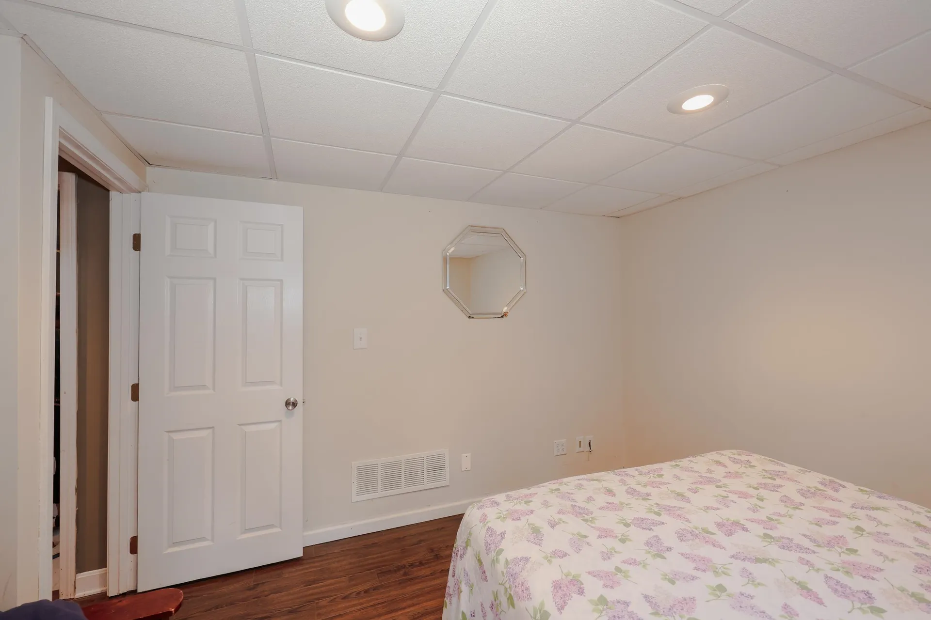 199 Raymond Road Deerfield NH 03037