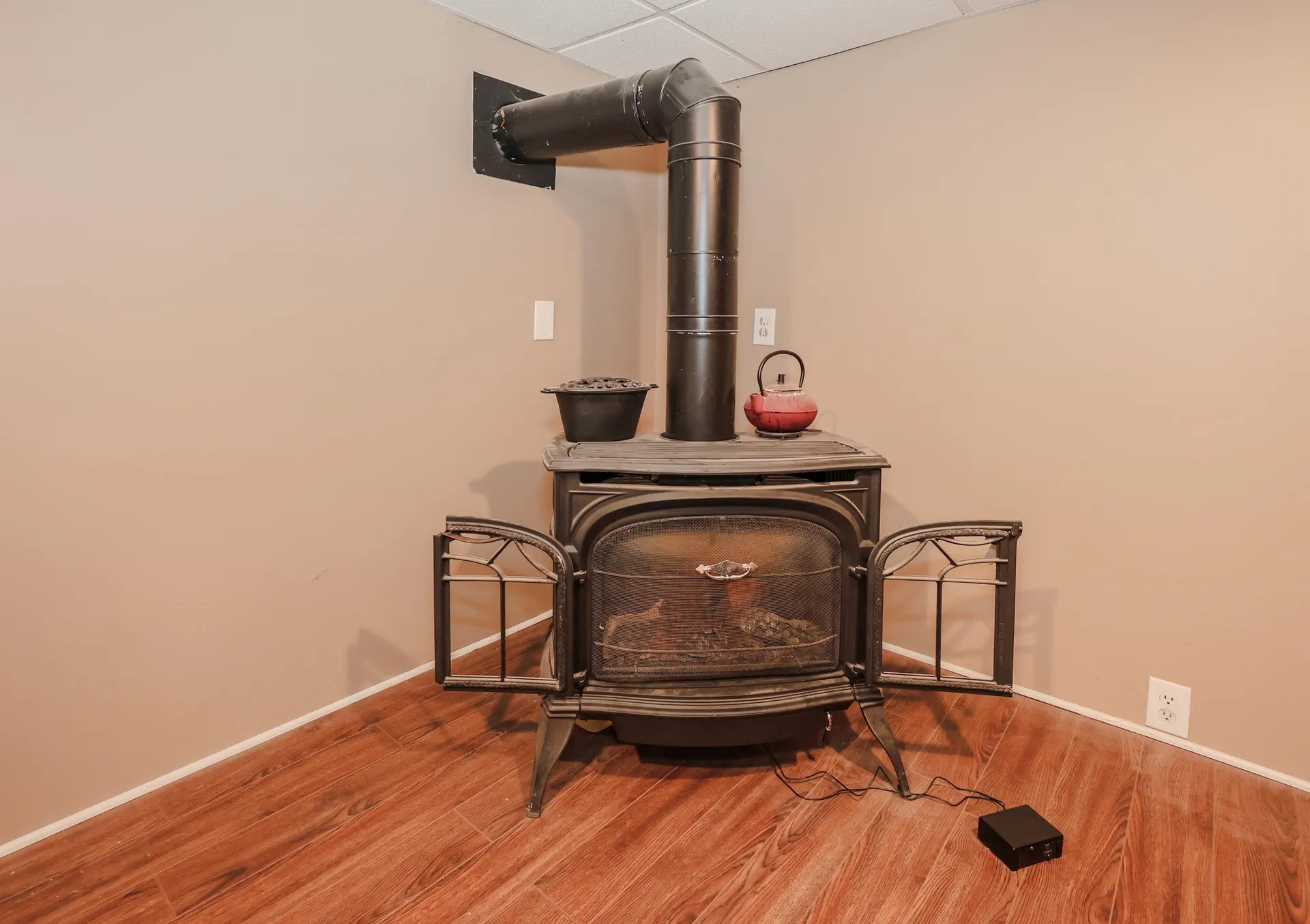 199 Raymond Road Deerfield NH 03037