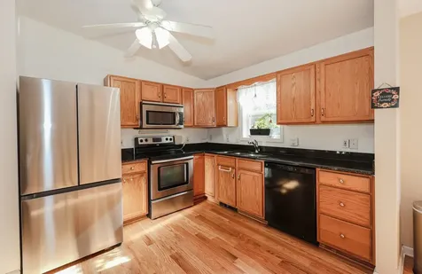 199 Raymond Road Deerfield NH 03037