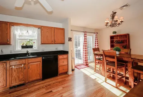 199 Raymond Road Deerfield NH 03037