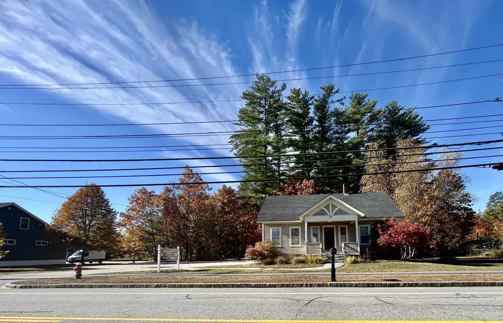 27 Village Street Concord NH 03303