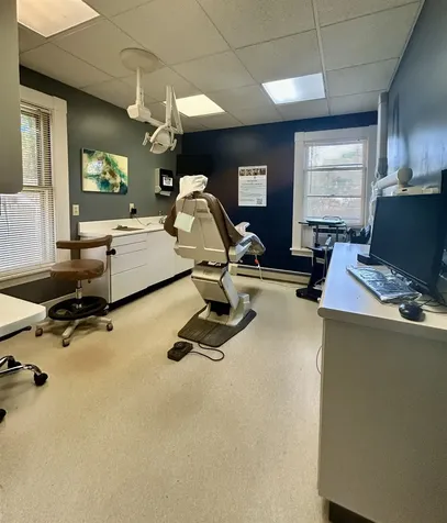 27 Village Street Concord NH 03303