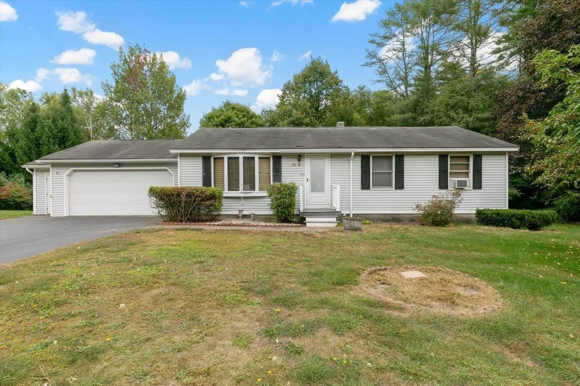 57 Hammond Acres Charlestown NH 03603