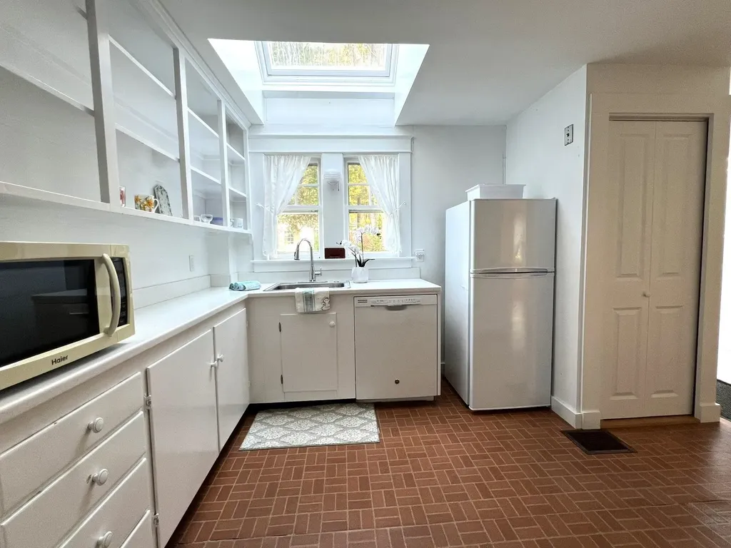 175 Wentworth Road New Castle NH 03854