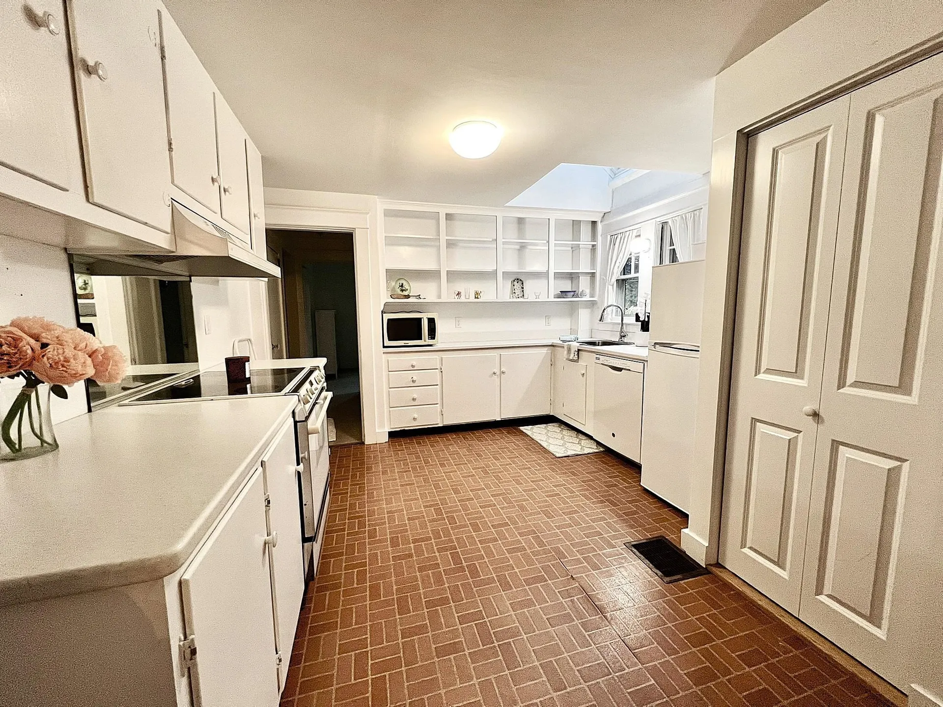 175 Wentworth Road New Castle NH 03854