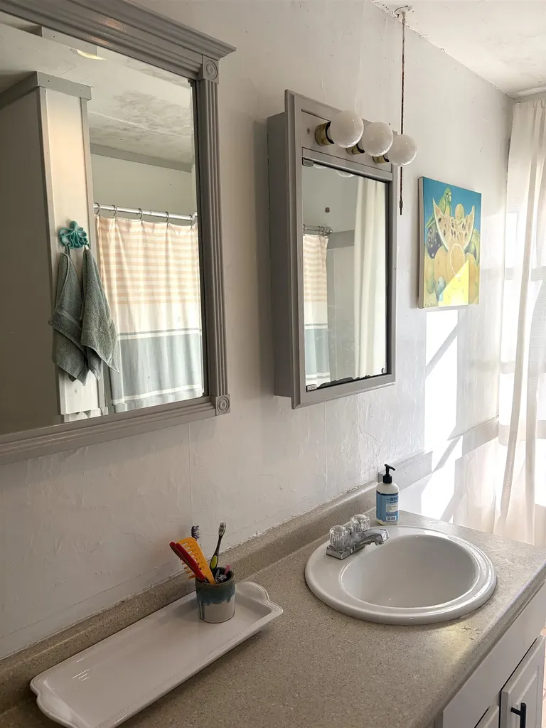 129 Old Dublin Road Peterborough NH 03458