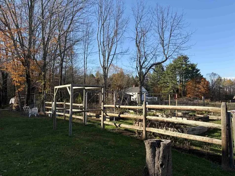 129 Old Dublin Road Peterborough NH 03458