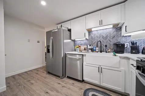 85 Bluestone Drive Nashua NH 03060