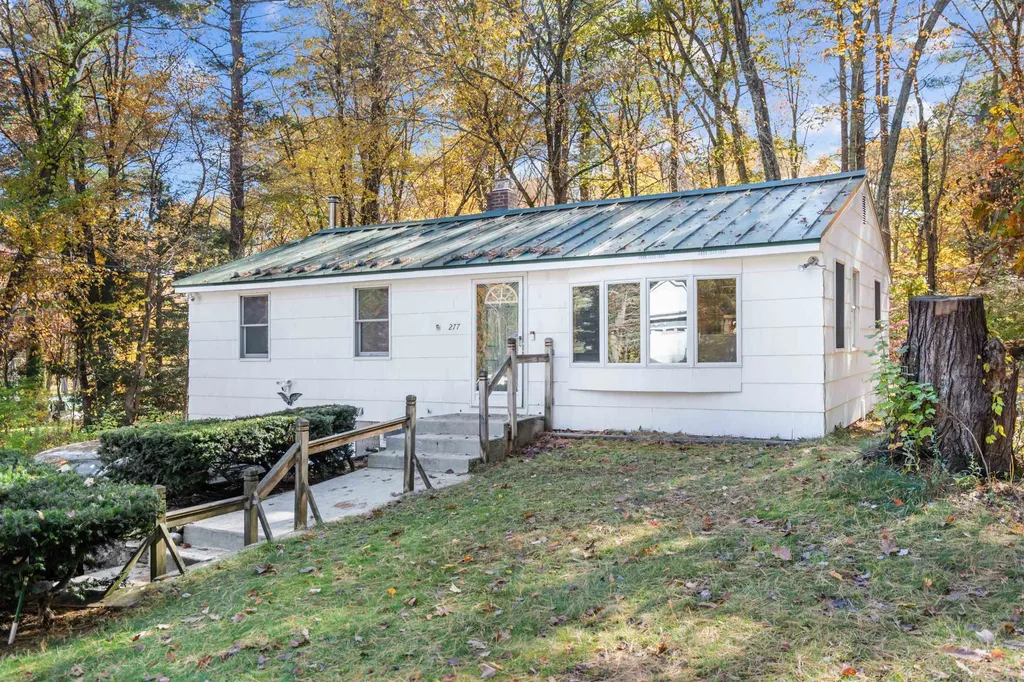 277 Hampstead Road Derry NH 03038