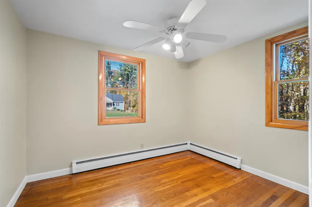 277 Hampstead Road Derry NH 03038