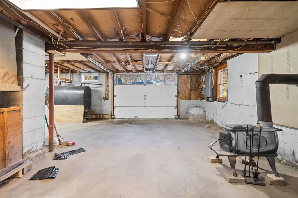 277 Hampstead Road Derry NH 03038