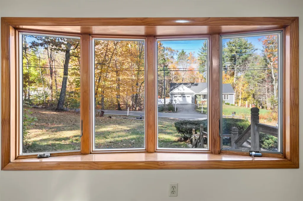 277 Hampstead Road Derry NH 03038