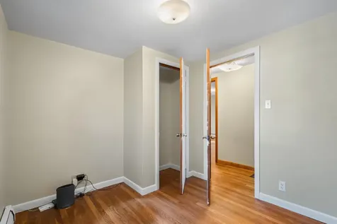 277 Hampstead Road Derry NH 03038