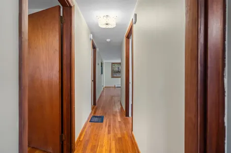 277 Hampstead Road Derry NH 03038