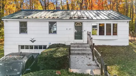 277 Hampstead Road Derry NH 03038