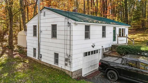 277 Hampstead Road Derry NH 03038